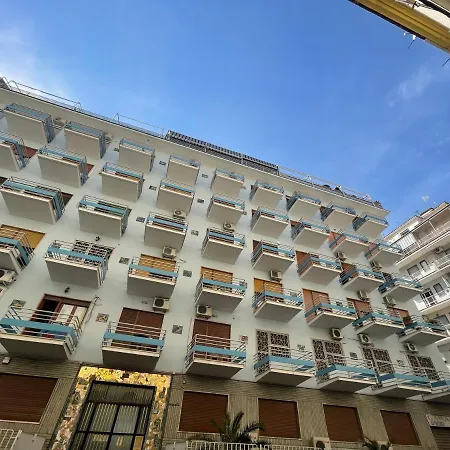 ベッド・アンド・ブレックファスト Casa Rubino ナポリ